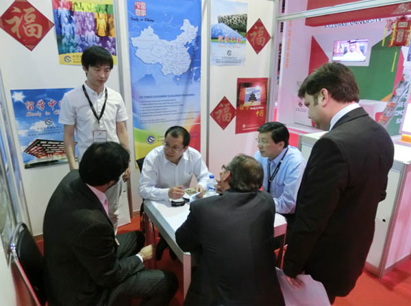 图片新闻：中国教育代表团参加2014迪拜国际高等教育展1