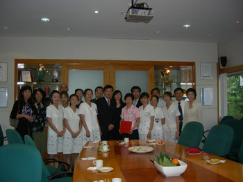 新加坡护理奖学金项目工作团出访新加坡2