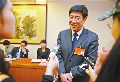 北京市副市长：人口调控是异地高考政策前提-中国教育1