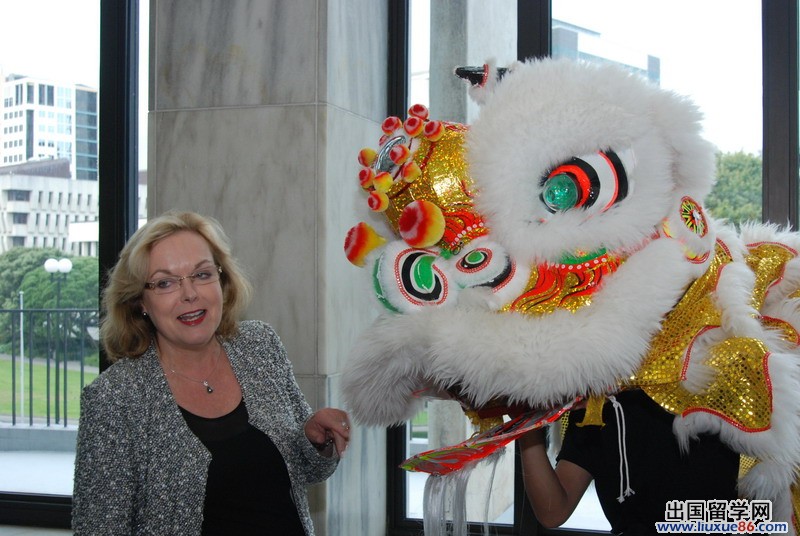 新西兰政府举办春节招待会 总理约翰·基向华人拜年2