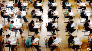 英国留学:英国大学生考试作弊现象加剧1
