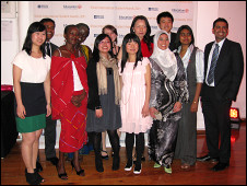 英媒2012:中国学生获全英国际学生奖2