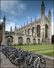 英媒:剑桥海外生学费大幅涨价1