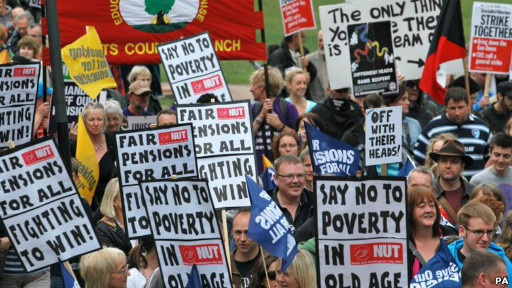 英媒2012:英国教师拟罢工抗议地区工资方案1