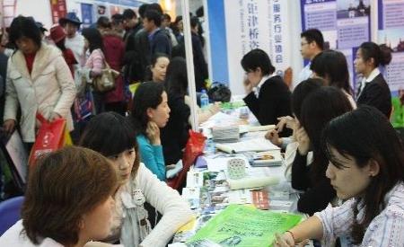 日企扩大招聘 中国留学生在日就业人数占六成创历史新高1