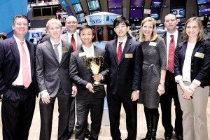 全美交易员大赛华裔学生夺冠 将赴丹麦参加总决赛[1]1