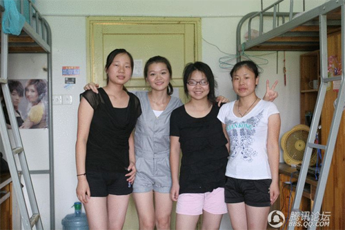 中国人的一天：美女大学生暑假备战考研(组图)11